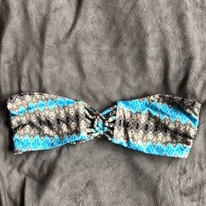 Frankie’s Bikinis Bandeau Top